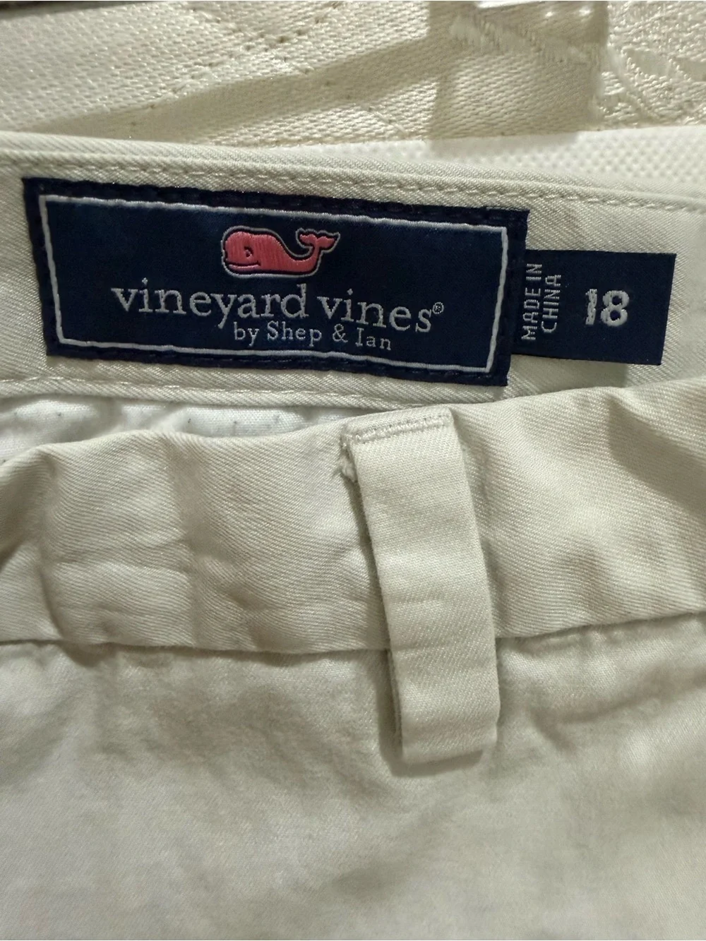 Vineyard Vines Khaki Shorts with Whale Embroidery, size 18